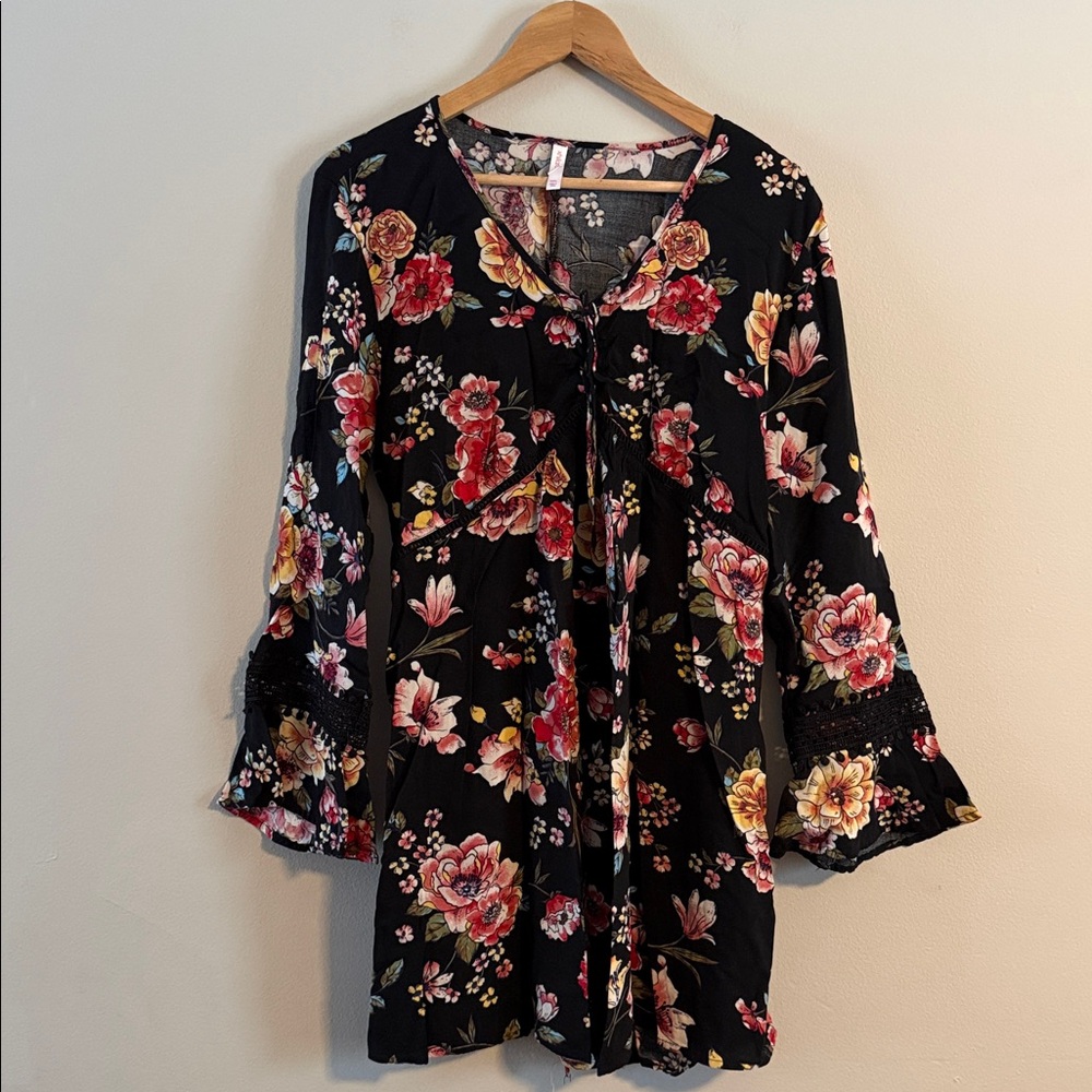 Old Navy Black Floral Long Sleeve Dress - Picture 2 of 8